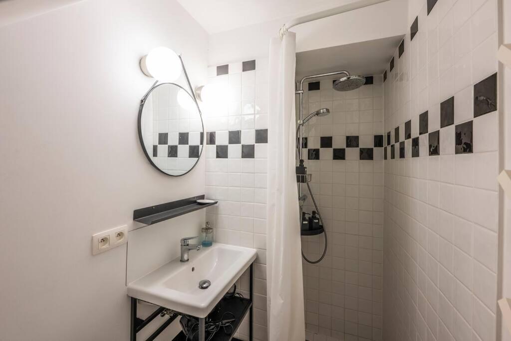 Superb 3 Bedroom & 3 Bathroom Duplex In Brussels City Centre Buitenkant foto