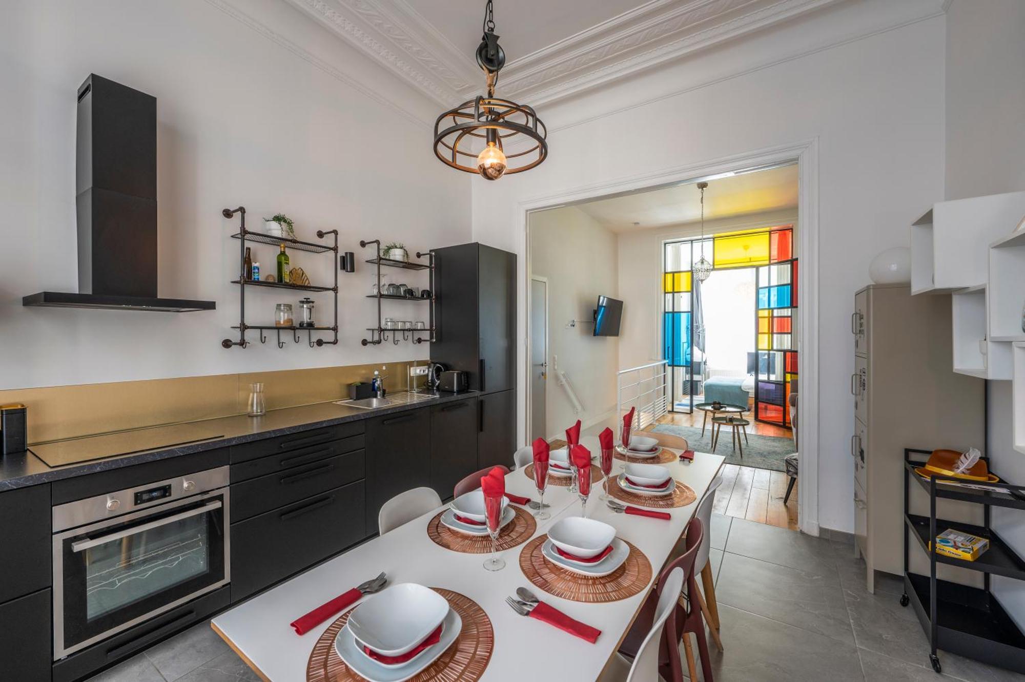 Superb 3 Bedroom & 3 Bathroom Duplex In Brussels City Centre Buitenkant foto